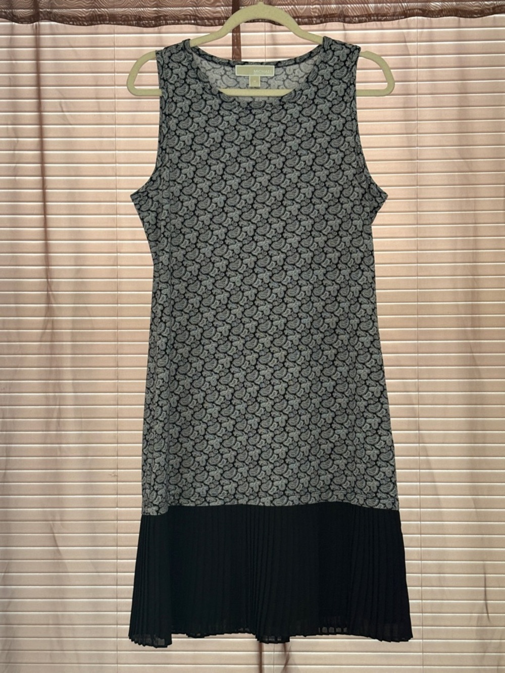 EUC MICHAEL Michael Kors Black White Sleeveless Flapper Midi Dress pleats